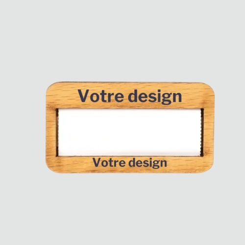 Badge en bois personnalisé